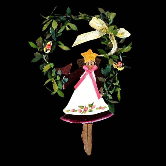 Vintage Hankie Instant Christmas Collection Wood Ornament Decor Bundle - Picture 2 of 15